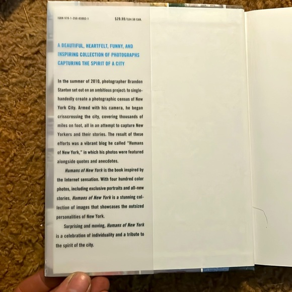 ‘Humans of New York’ by Brandon Stanton book - Picture 2 of 5